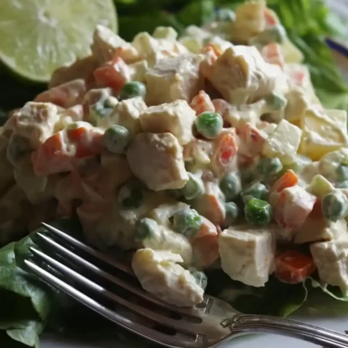 ensalada de pollo