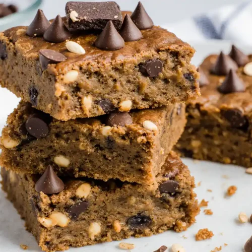 Pumpkin Protein Bars Recipe – healthy homemade bars with oats, protein powder, and chocolate chips