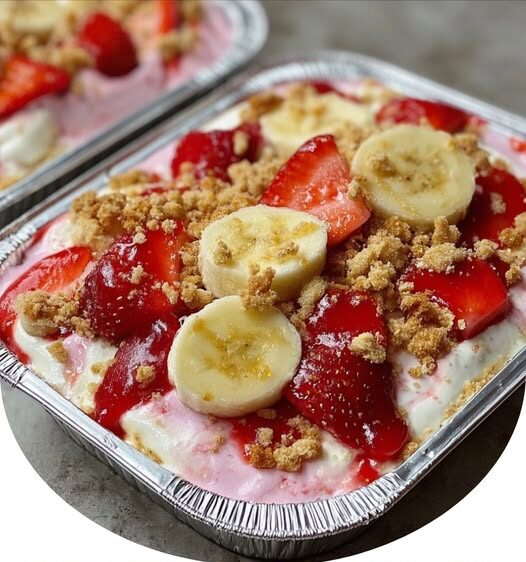Strawberry Cheesecake Banana Pudding
