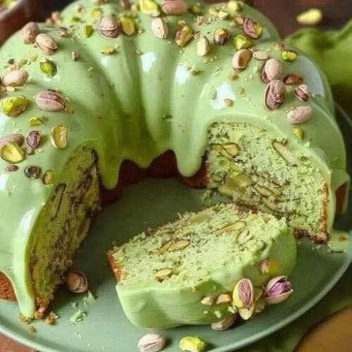 Pistachio Bundt Cake with Creamy Pistachio Glaze