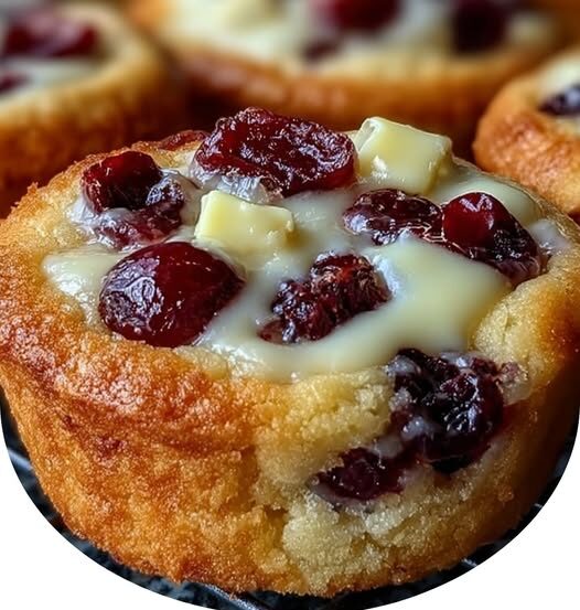 Cranberry Orange Soft Crème Cookie Cups